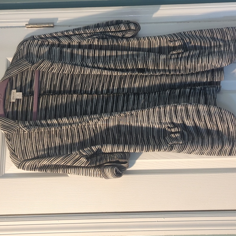 Short sleeve pocket knit blazer Size 2 / Large